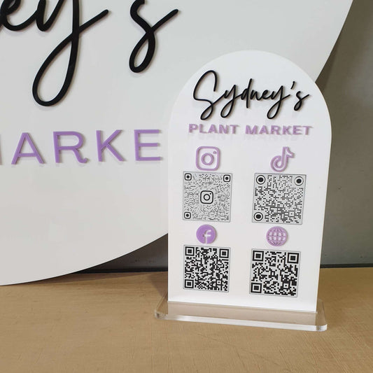 QR Code Arch Shape Business Stand FAME-ily Art