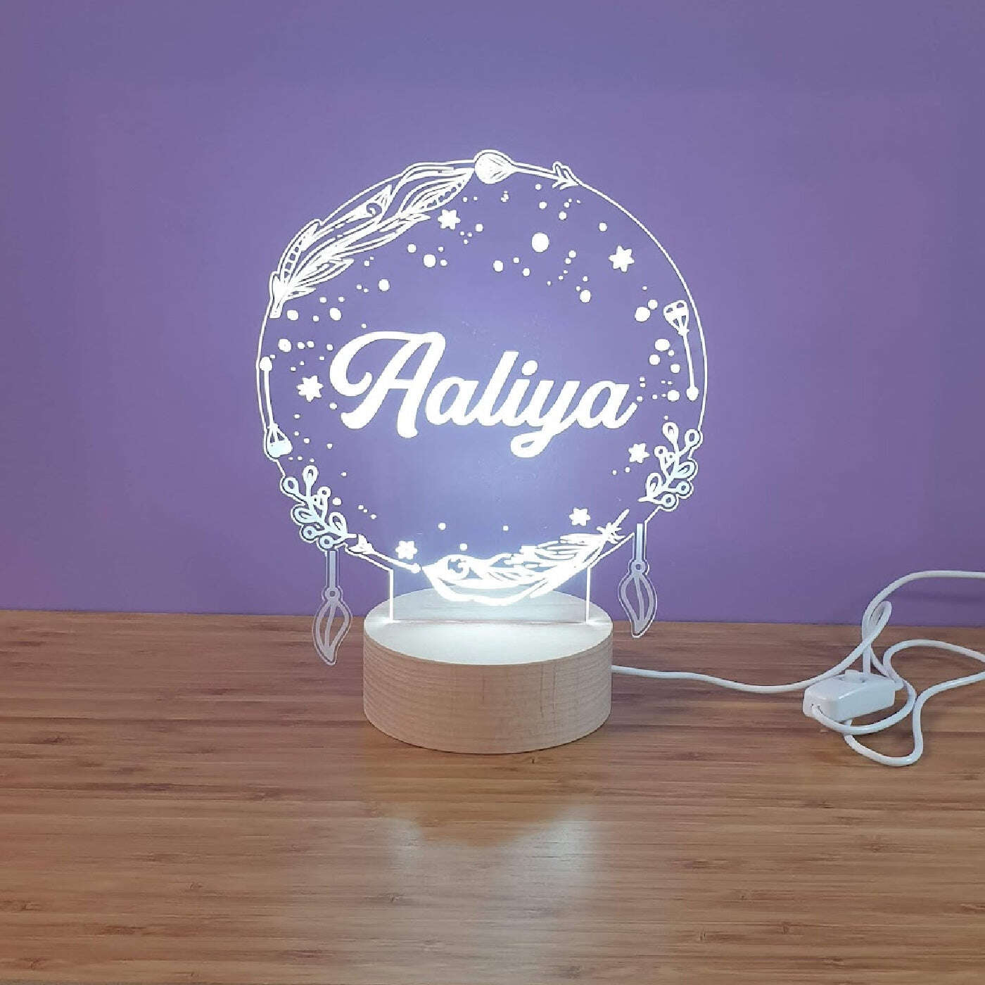 LED Light Up Wooden Round Base FAME-ily Art