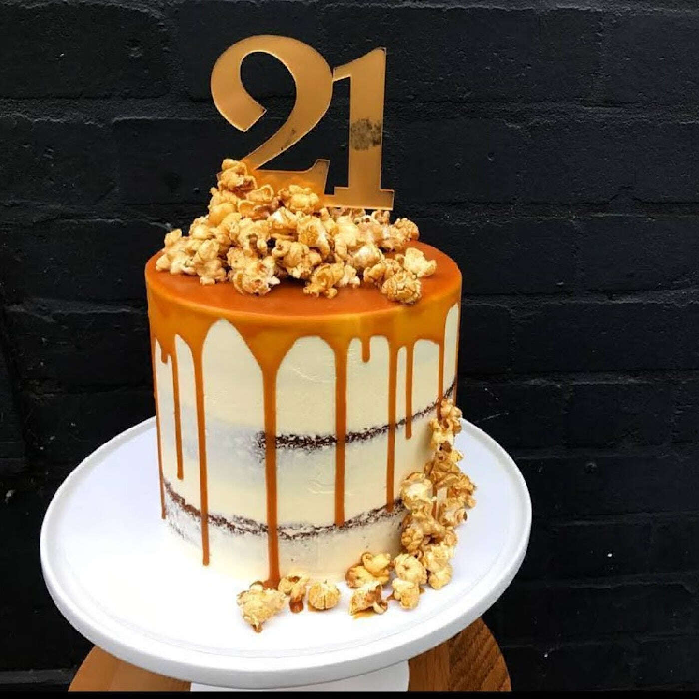 Personalised Cake Topper FAME-ily Art