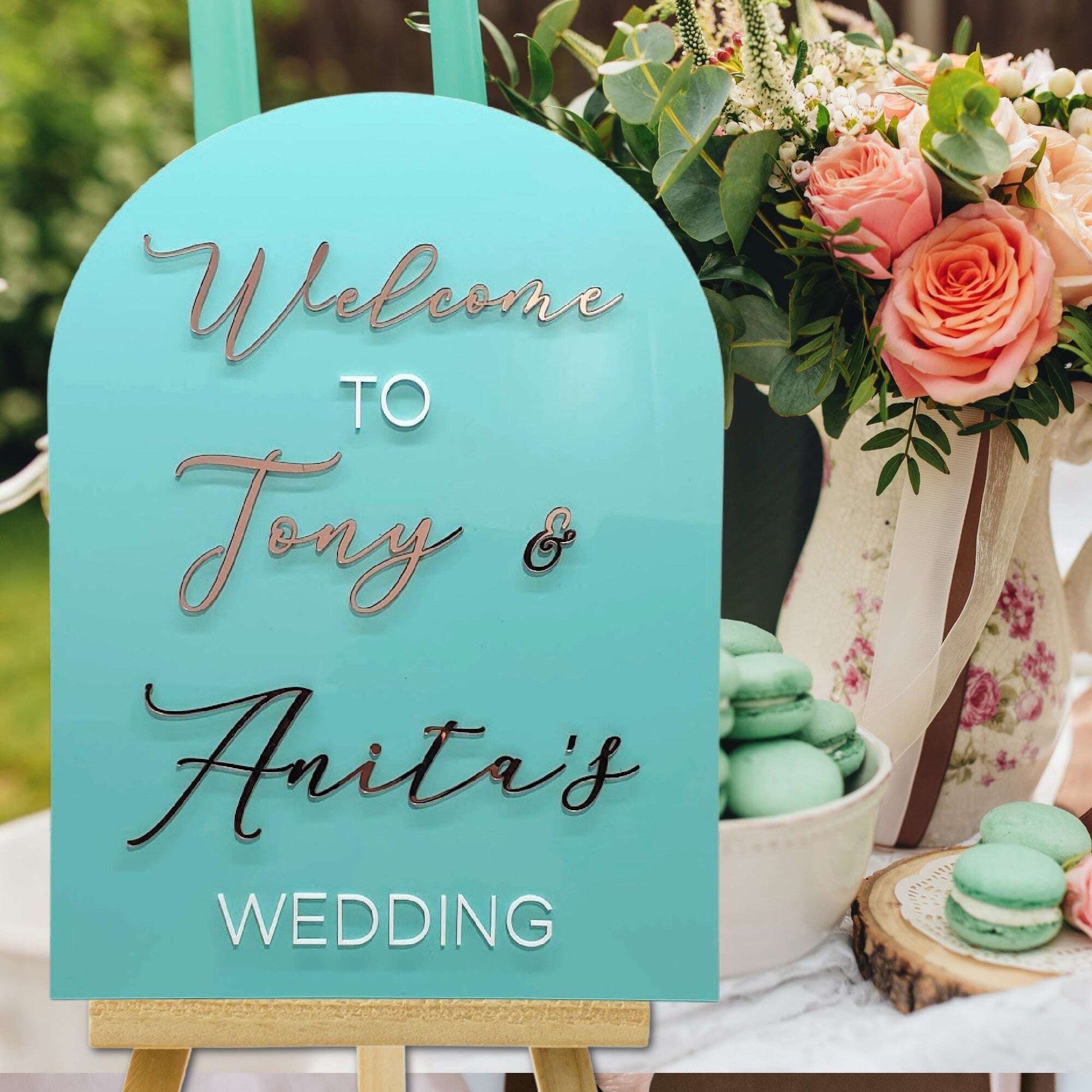 arch sign welcome sign