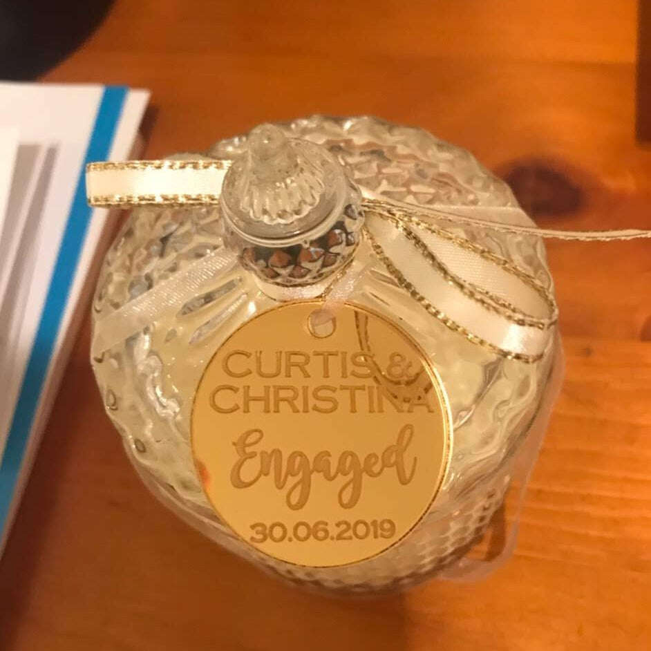 Custom Bomboniere or Gift Name Tag - Minimum  Order 20 FAME-ily Art