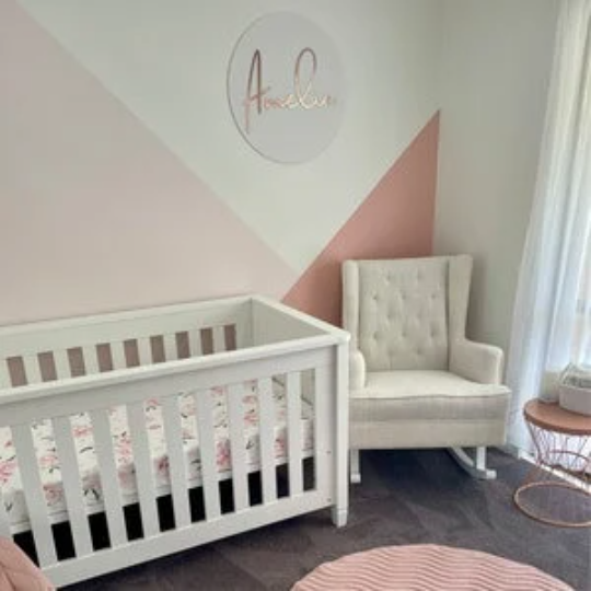 Round Name Plaque FAME-ily Art