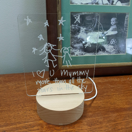 LED Light Up with a Personalised Drawing FAME-ily Art