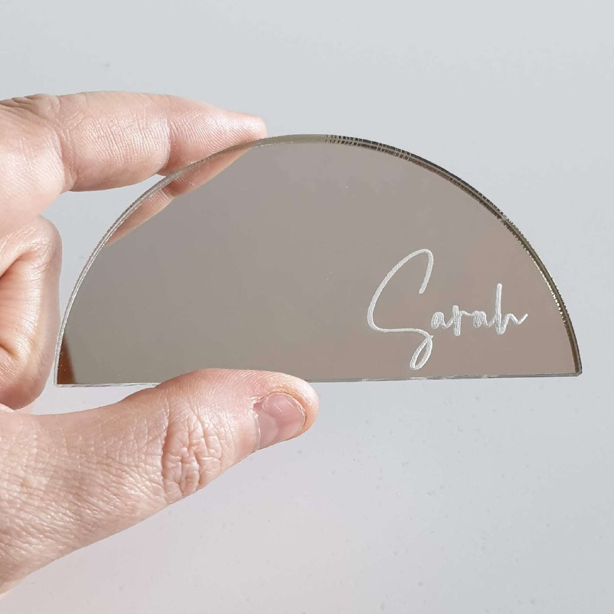 Half Moon Place Card Names - Minimum Order 20 Names – photo 2